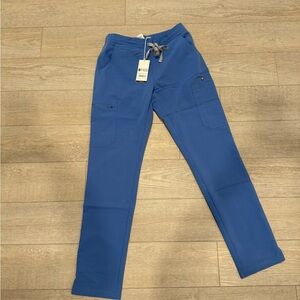 Figs Ceil Blue Yola™ - Skinny Scrub Pants
XS - Ceil Blue